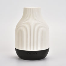 Load image into Gallery viewer, SOICARE Malco Ceramic Oil Diffuser
